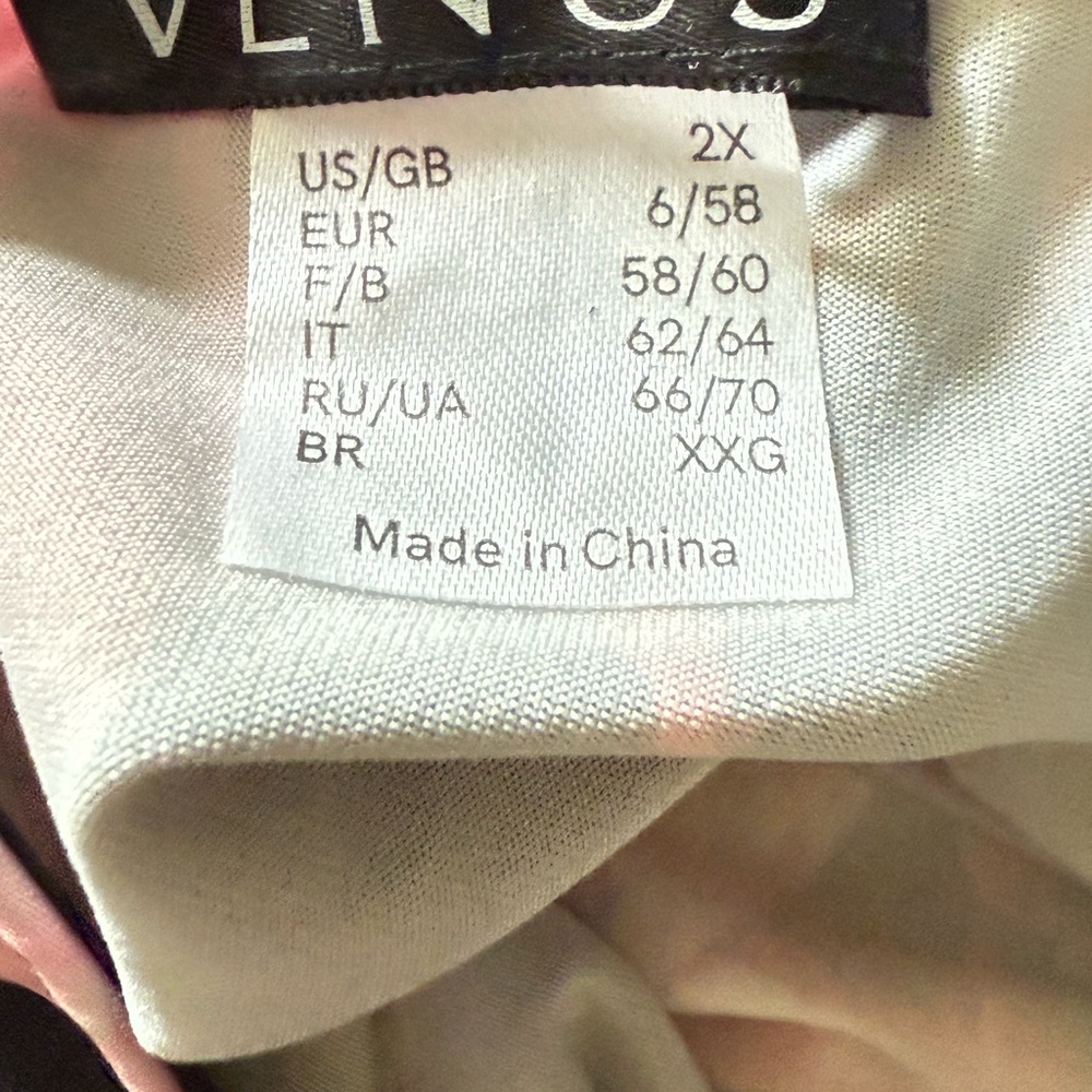 VENUS Red and Black Floral Blouse - Picture 2 of 2